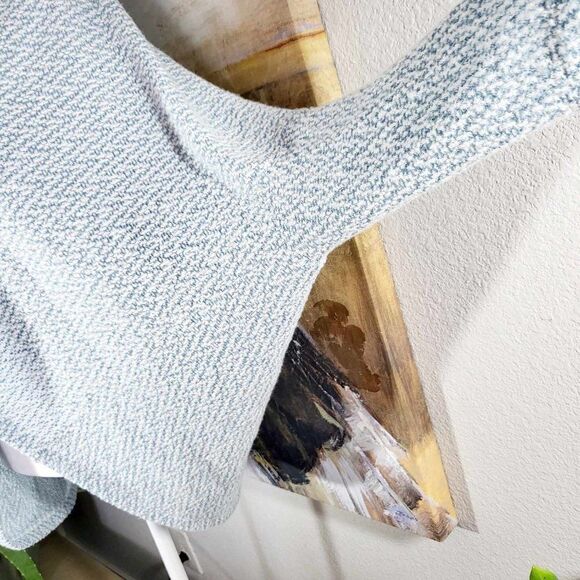 New with Tag cardi B sweater size Large - Picture 10 of 10